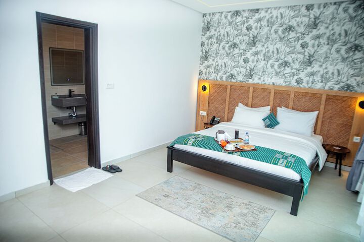 Room 14 of 85
