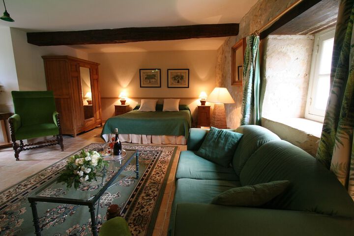 Room 4 of 44