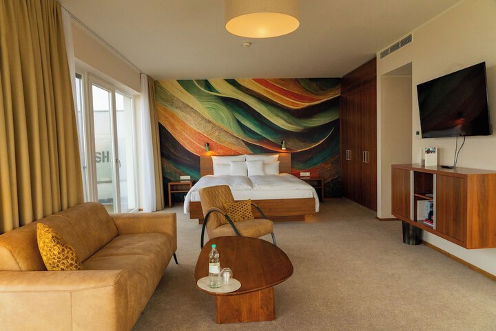 Room 45 of 128