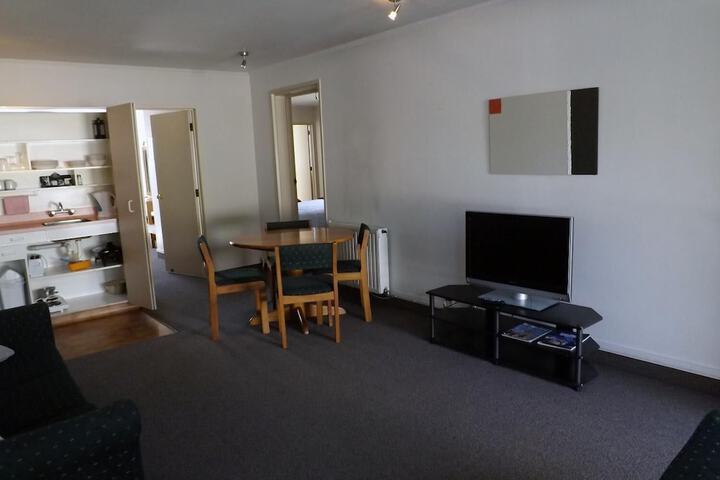 Room 25 of 48