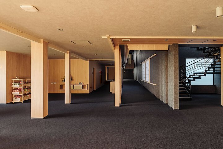 Ballroom/Hall 46 of 57