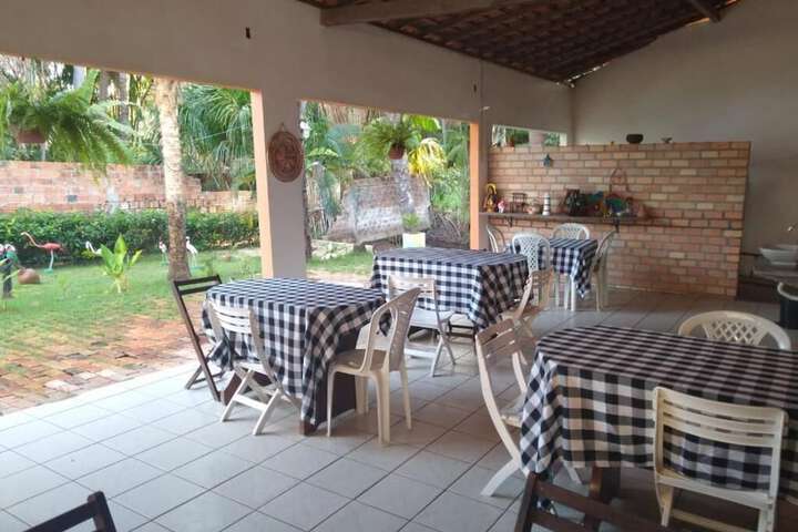 Dining 52 of 89