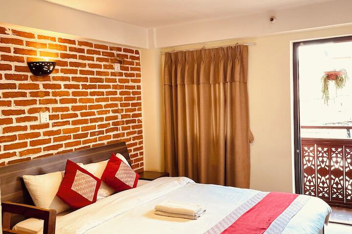 Room 14 of 66