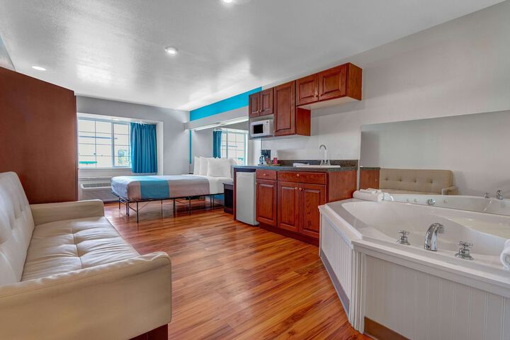 Room 40 of 58