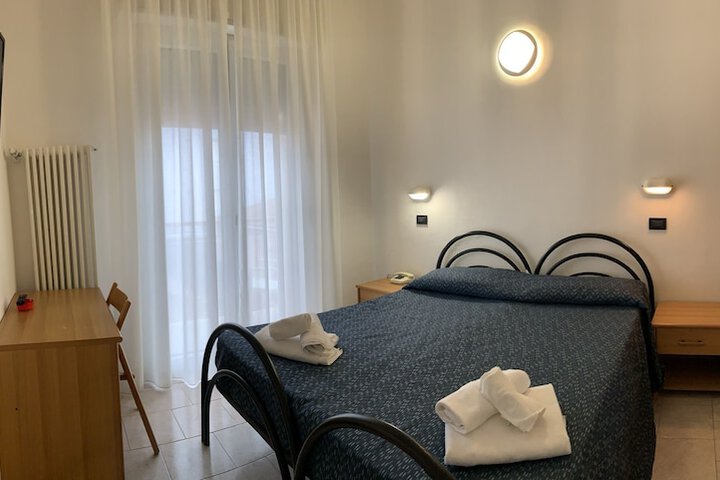 Room 30 of 70