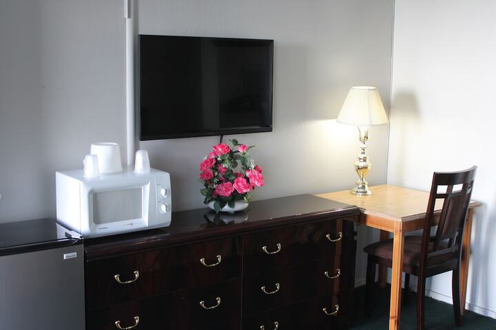Room 14 of 30