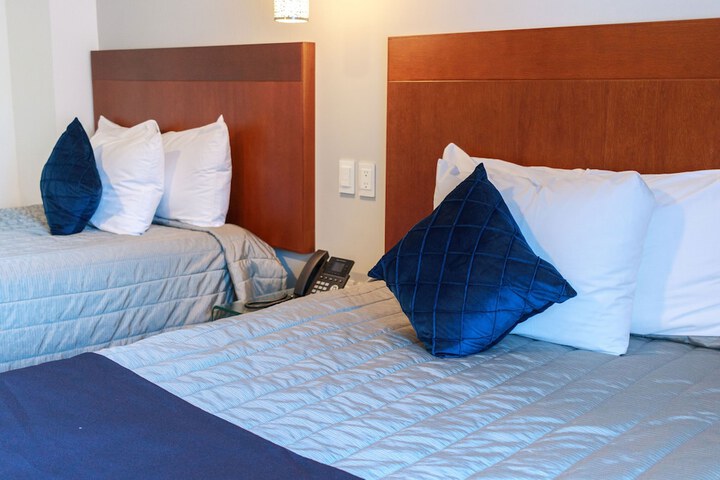 Room 5 of 36