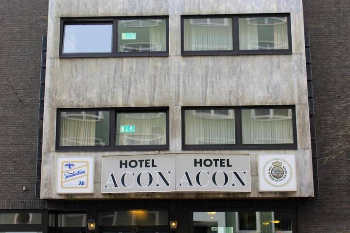 Hotel 43 of 44