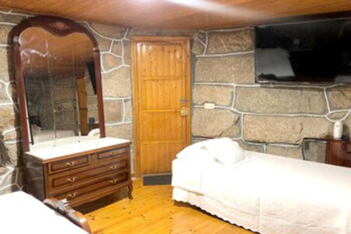 Room 191 of 244
