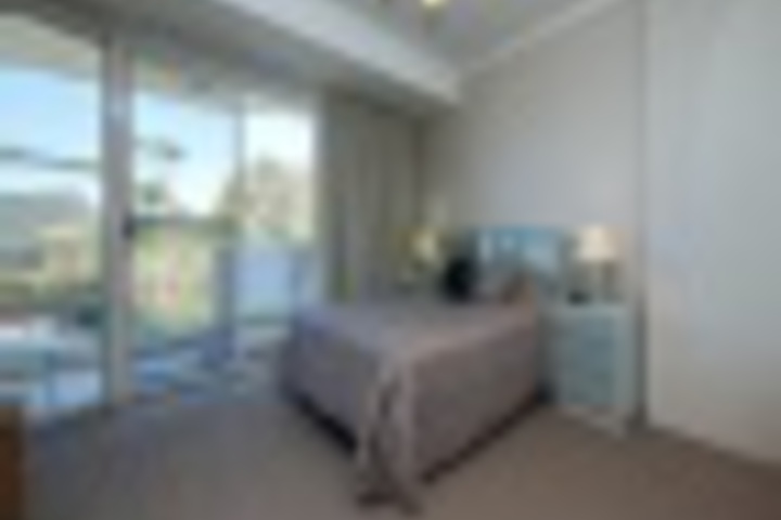 Room 15 of 216