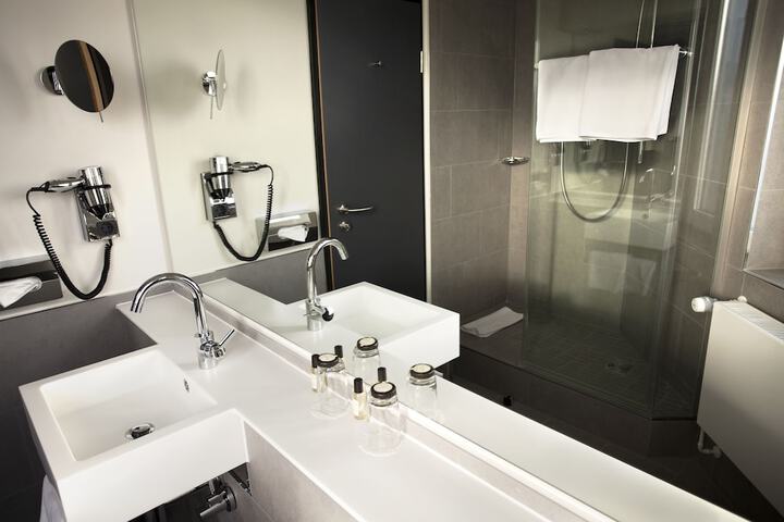 Bath Interior