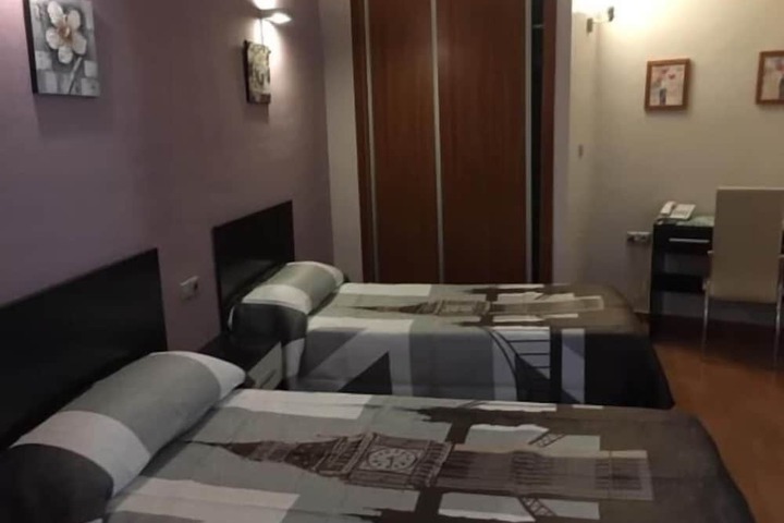 Room 16 of 39