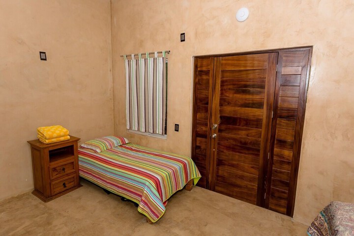 Room 7 of 61