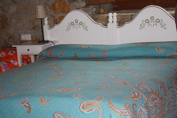Room 3 of 52