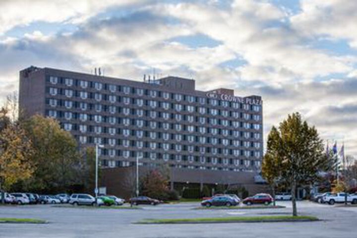 Hotel 4 of 83