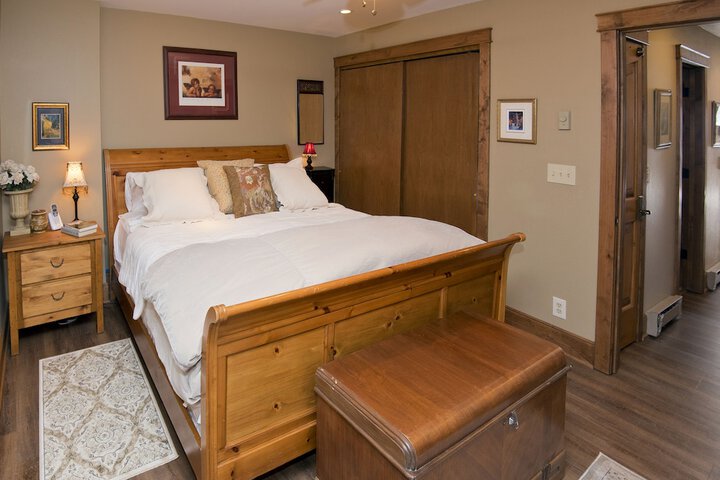 Room 9 of 70
