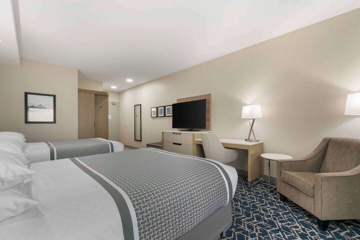 Room 15 of 52