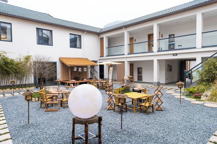 Hotel Exterior 87 of 118