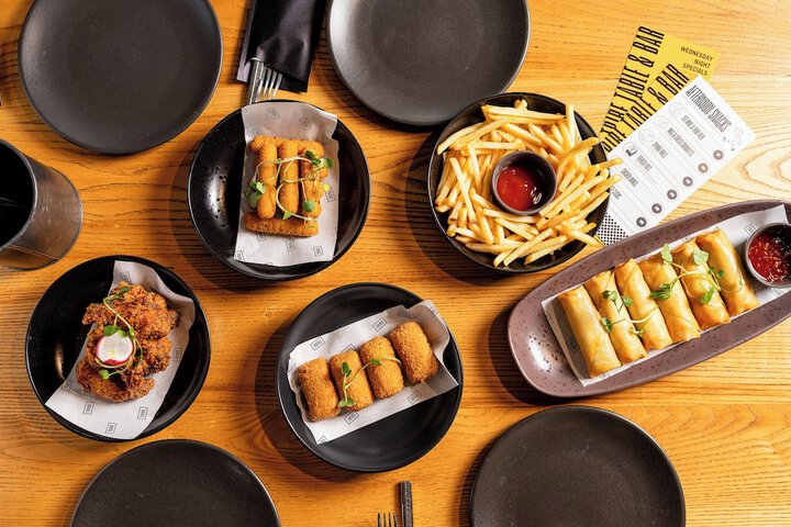 Dining 36 of 68