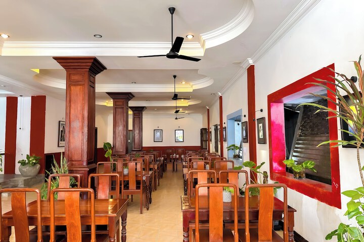 Dining 85 of 134