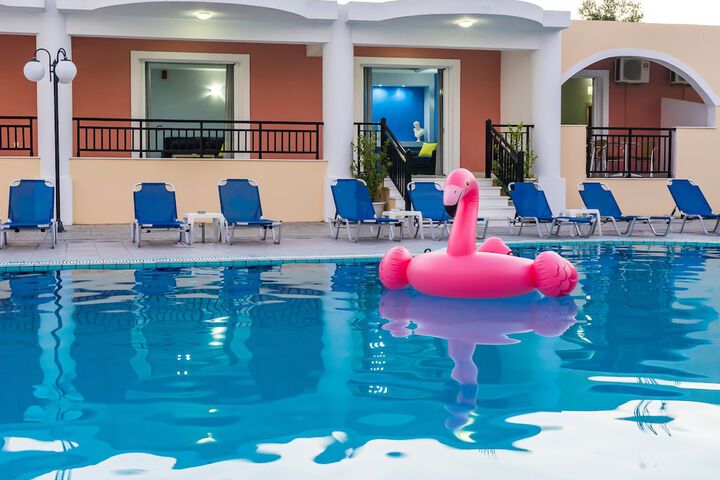 Pool 64 of 75
