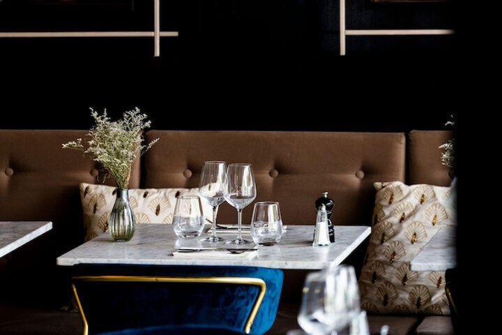 Dining 71 of 90
