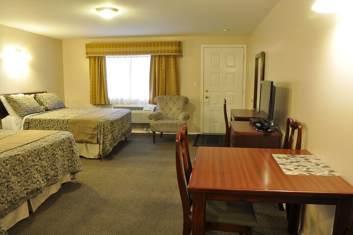 Room 14 of 32