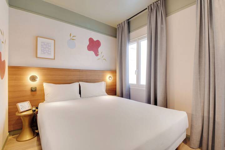 Room 2 of 21