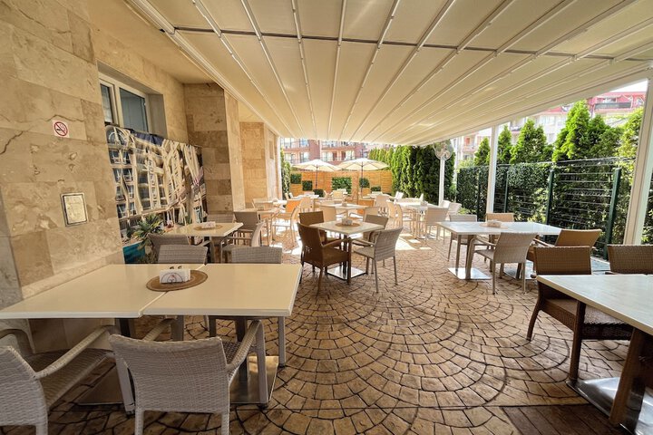 Terrace/Patio 45 of 46