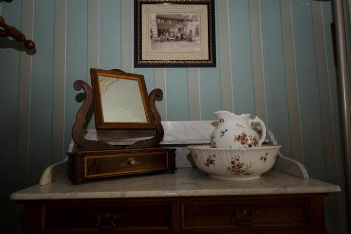 General 33 of 40
