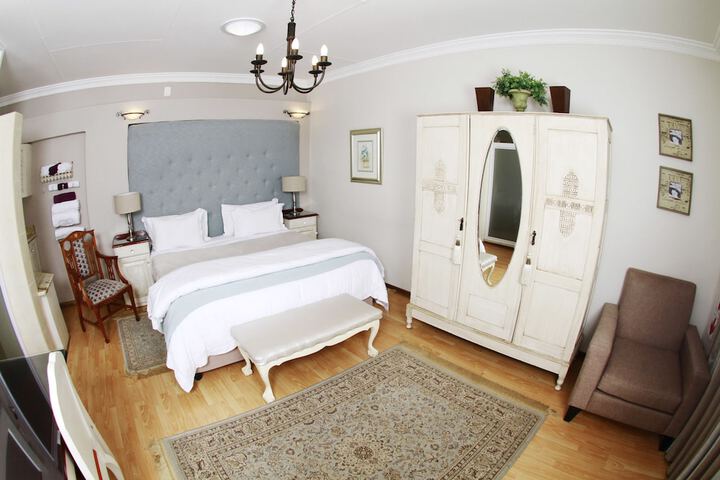 Room 19 of 57