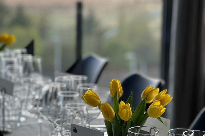 Dining 48 of 80