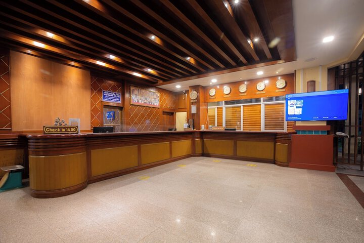 Lobby Entry