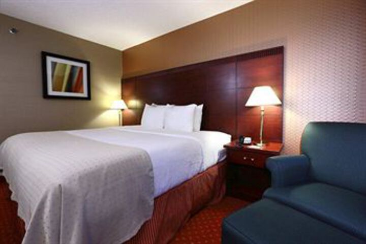 Room 13 of 14