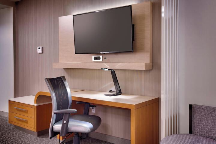Room 8 of 46
