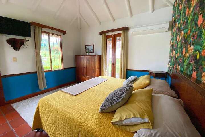 Room 5 of 89