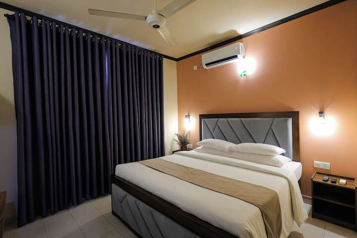Room 22 of 65
