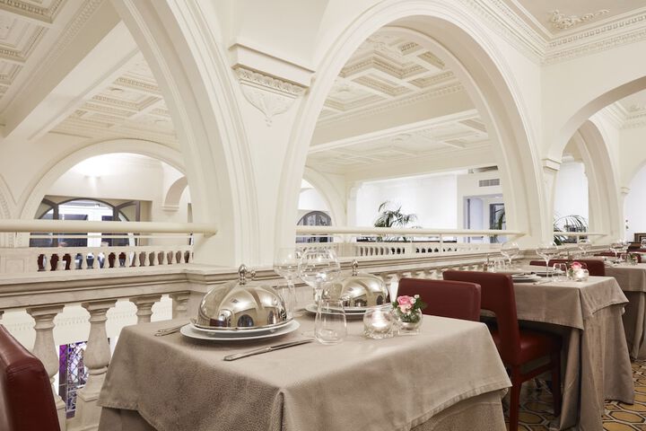 Dining 61 of 111