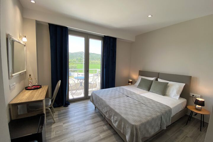 Room 8 of 26