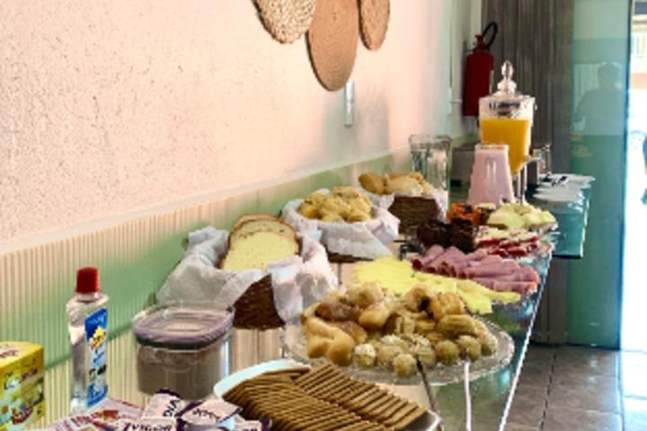 Breakfast/Coffee Service 6 of 13