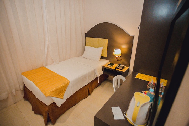 Room 7 of 51