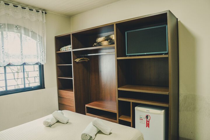 Room 26 of 90