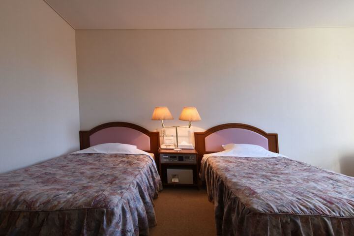 Room 11 of 63