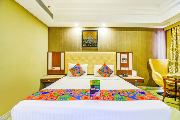 Room 11 of 26