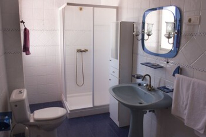 Room 2 of 22