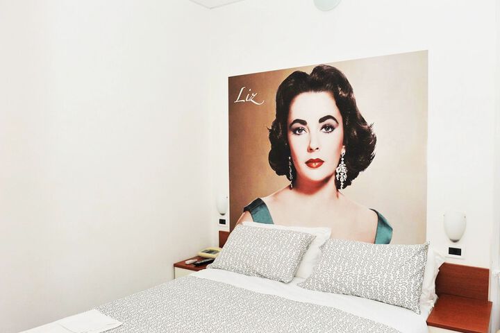 Room 36 of 39