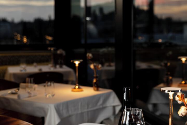 Dining 63 of 84