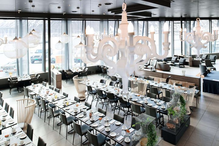 Dining 55 von 69