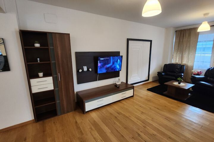 Room 18 of 206