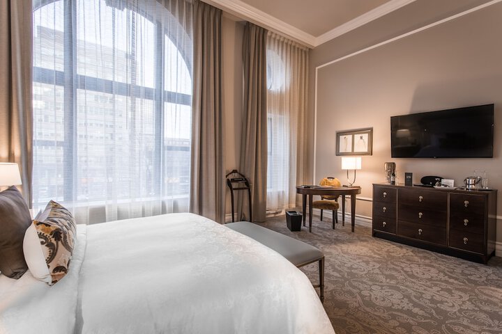 Room 46 of 169